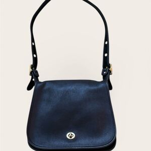 Vintage Made in USA Coach Stewardess Black Leather Shoulder Bag Style 9525